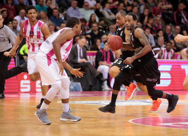 管理层将防 管理层将防